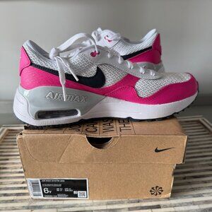 New in Box Nike Air Max Systm (GS) 6Y